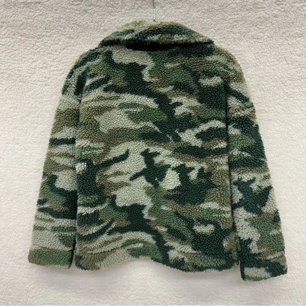 J. CREW Oversized Camo Sherpa Pullover Jacket Fits Like A Small XXS $138 msrp